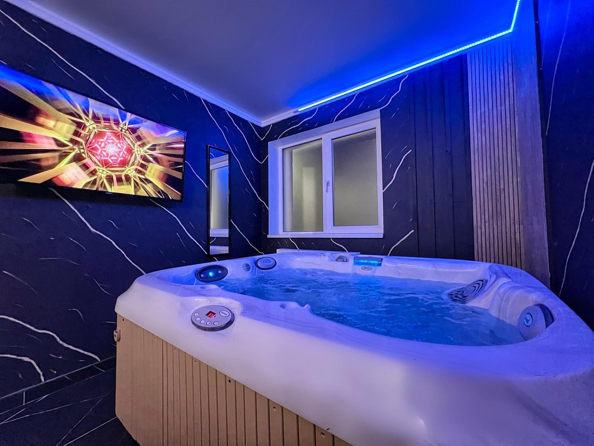 Luxor - Jacuzzi&Cozy Apartments Sibiu Exteriör bild