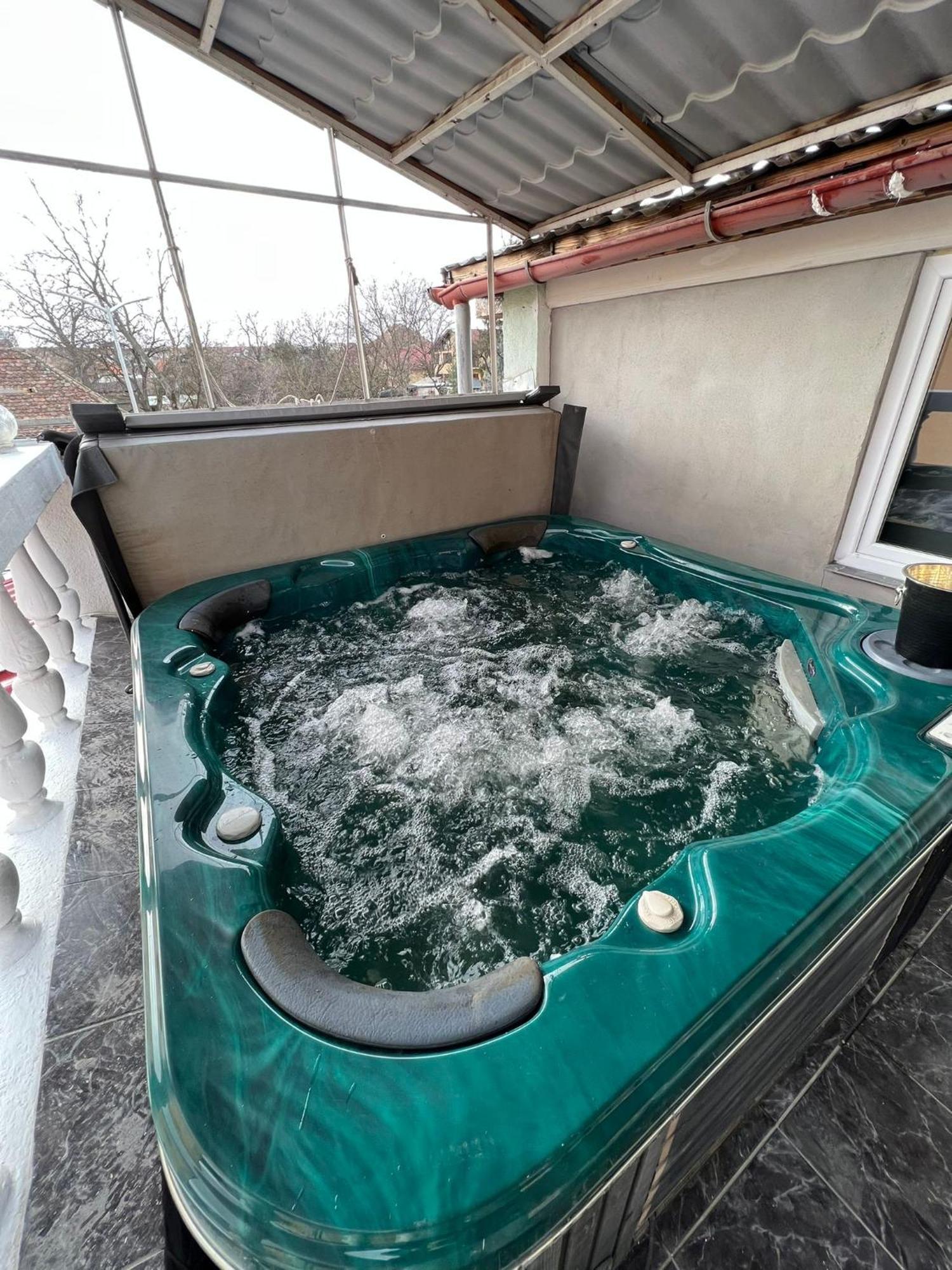 Luxor - Jacuzzi&Cozy Apartments Sibiu Exteriör bild