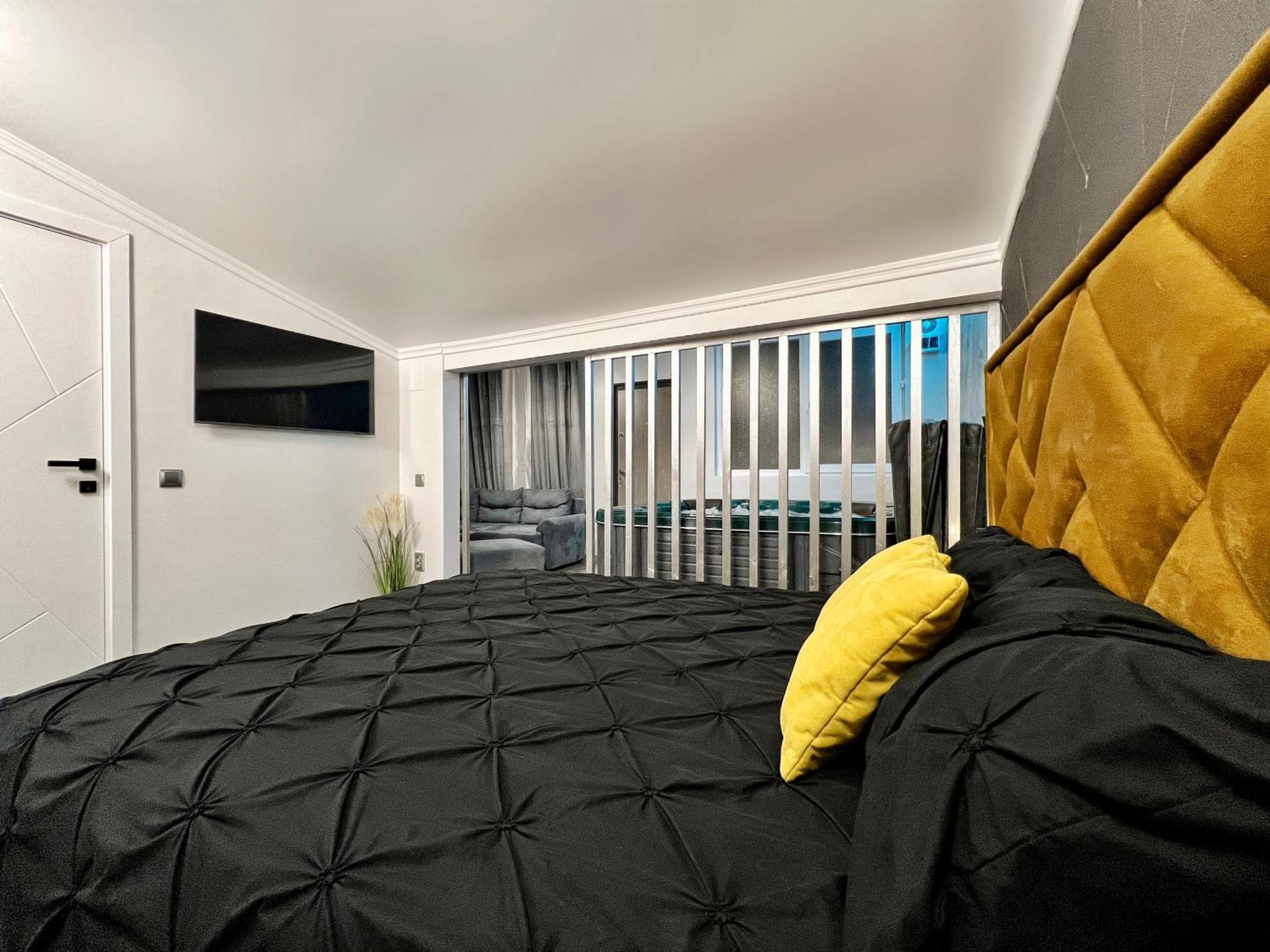 Luxor - Jacuzzi&Cozy Apartments Sibiu Exteriör bild